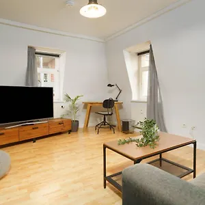 2r Perfect For Families! Kitchen - Parking - Netflix Dresden