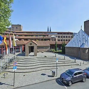 4* Hotel Maternushaus